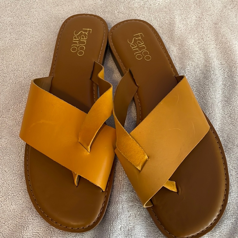 Women’s sandals size 8 1/2. excellent condition only been worn one time.